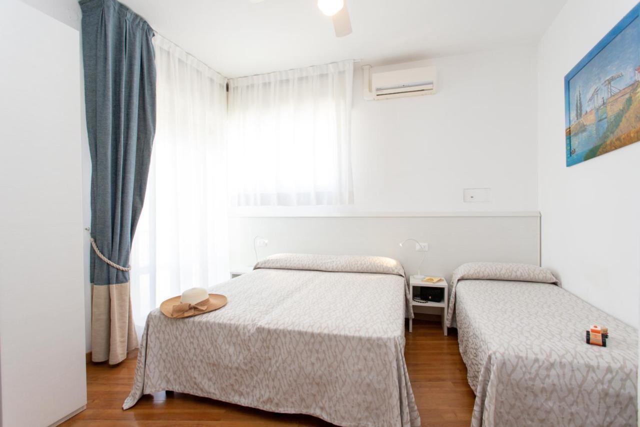 Hotel Telenia Лідо-ді-Єзоло Екстер'єр фото