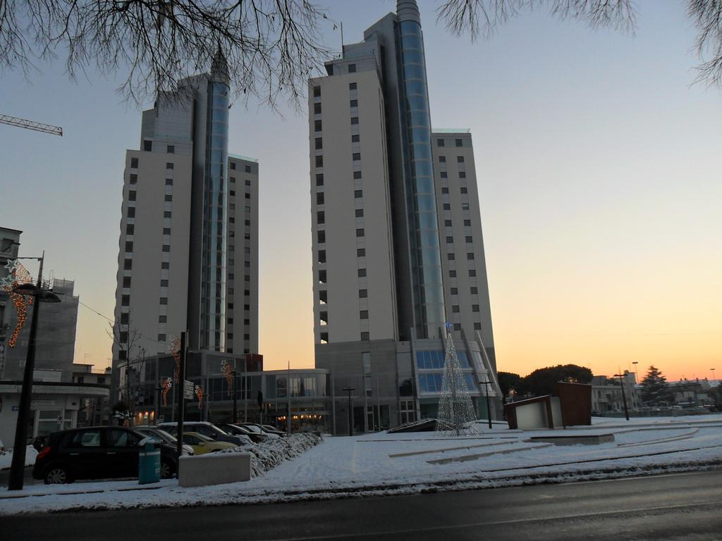 Hotel Telenia Лідо-ді-Єзоло Екстер'єр фото