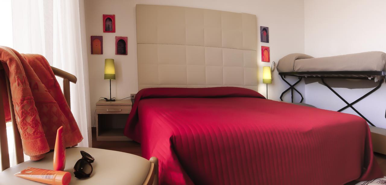 Hotel Telenia Лідо-ді-Єзоло Екстер'єр фото